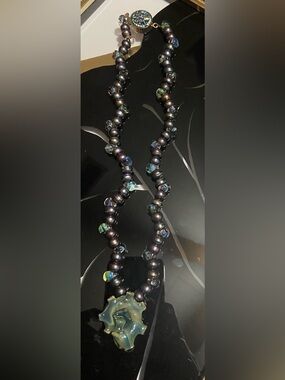 ONE OF A KIND-  Iridescent Black Pearl &Lampwork 925 Necklace w/ Glass Shell